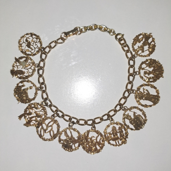 Jewelry - Gold Charm Bracelet